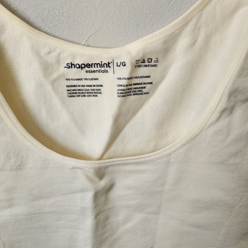 Womens Size Large Tank Top Bundle - Picture 12 of 13